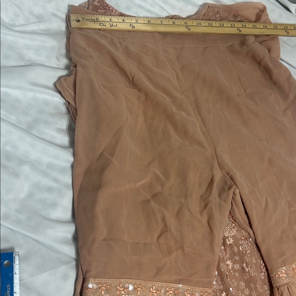 Shalwar kameez  Peach georgette Embroidered  with Duppatta size S - Picture 16 of 17